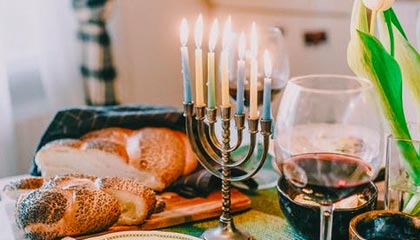 九游游戏中心下载-融合“足球+科技+文化”多元产业链在行业中不断深化，体教融合足球